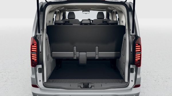 2026-Volkswagen-Kombi-20TDI-Life-Auto-125kw image:5