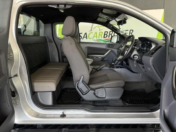 2014-Ford-Ranger-32-TDCi-XLS-4x4-Auto-SuperCab image:18