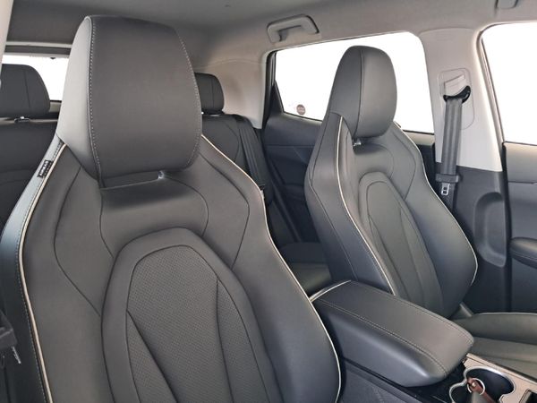 2026-Chery-Tiggo-Cross-15-HEV-Comfort-DHT image:13