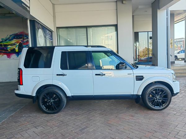 2016-Land-Rover-Discovery-4-30-TDSD-V6-SE-Black-Edition image:3