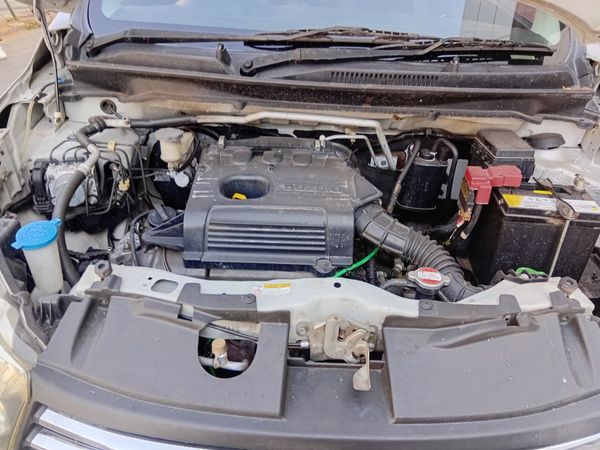 2016-Suzuki-Celerio-10-GL image:10