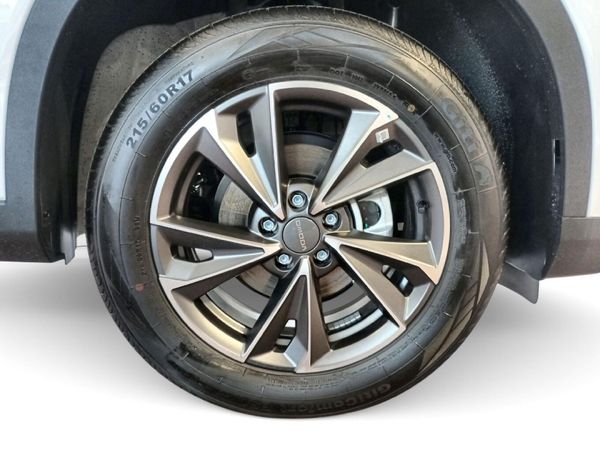 2026-Omoda-C5-15T-Street-Plus image:15