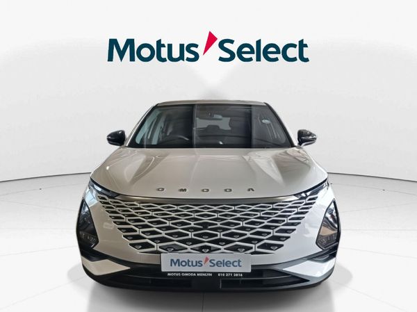2026-Omoda-C5-15T-Street-Plus image:1