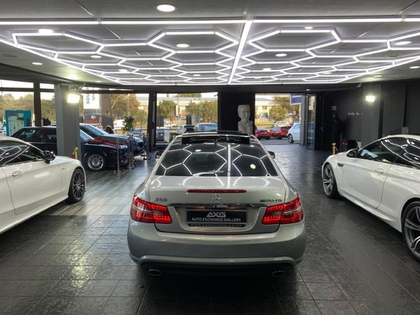 2011-Mercedes-Benz-E-Class-E-350-Coupe image:5
