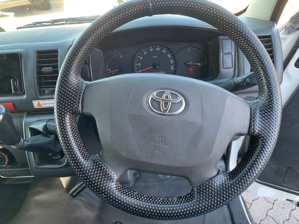 2024-Toyota-Quantum-25-D-4D-Sesfikile-16-seat image:11