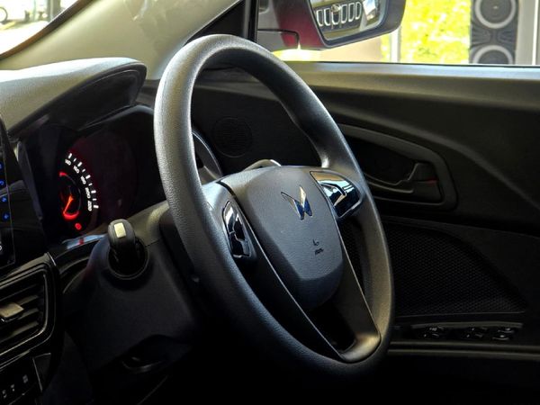 2026-Mahindra-XUV-3XO-12T-MX2-Auto image:12