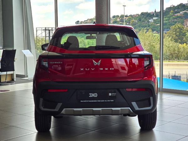 2026-Mahindra-XUV-3XO-12T-MX2-Auto image:17