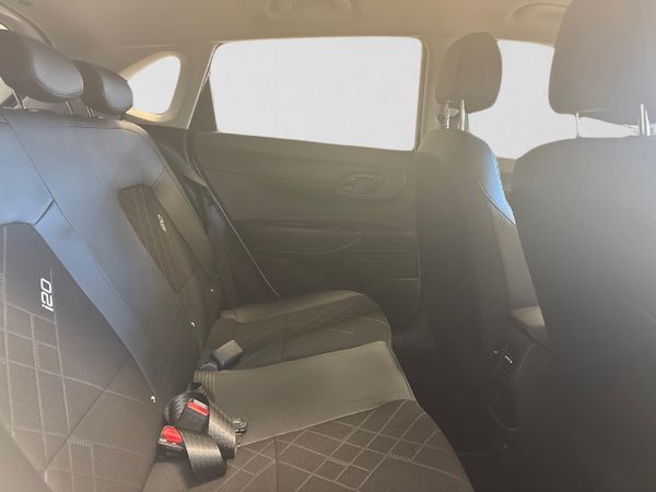 2026-Hyundai-i20-12-Executive image:16