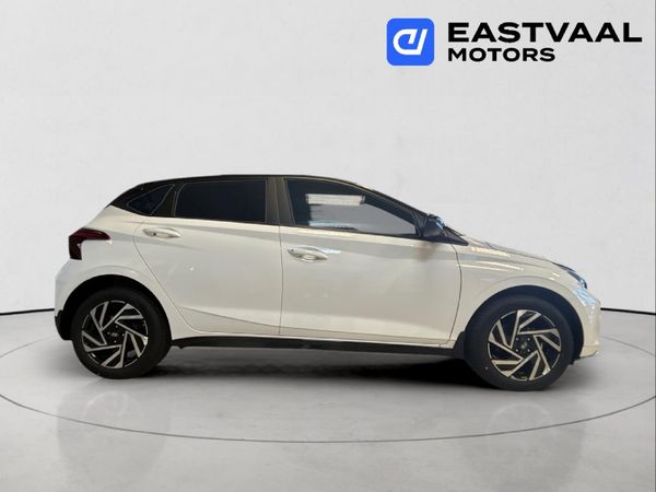 2026-Hyundai-i20-12-Executive image:7