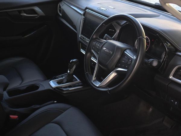 2023-Isuzu-D-Max-30-DDI-LSE-4x4-Auto-Double-Cab image:9