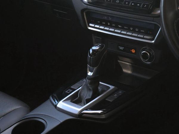 2023-Isuzu-D-Max-30-DDI-LSE-4x4-Auto-Double-Cab image:16