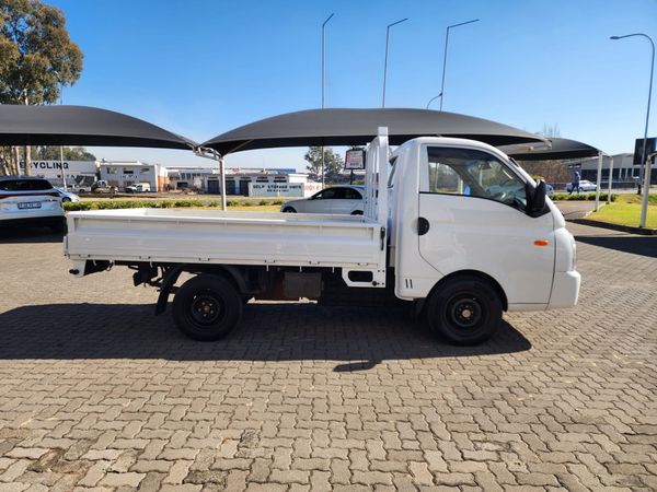 2020-Hyundai-H100-Bakkie-26D-Dropside image:3