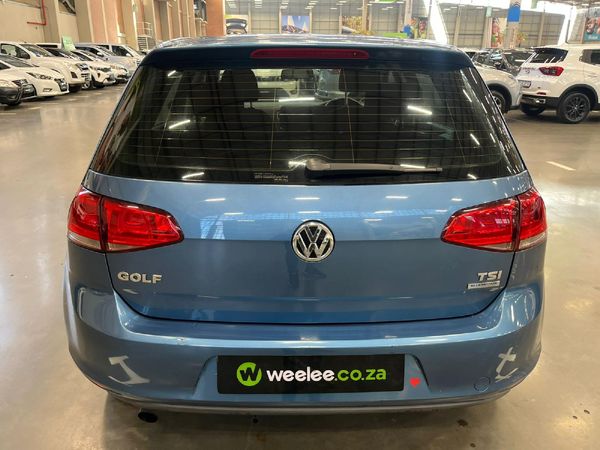 2013-Volkswagen-Golf-VII-12-TSI-Trendline image:3