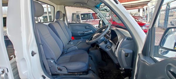 2013-Kia-K-Series-Pick-Up-K-2700-Workhorse image:5