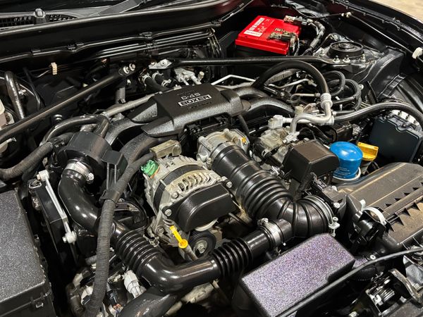 2012-Toyota-86-20-High-Auto image:13