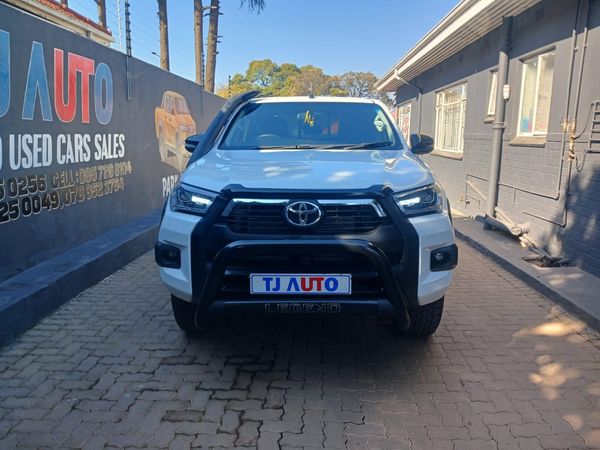 2024-Toyota-Hilux-24-GD-6-SRX-4x4-Double-Cab image:1