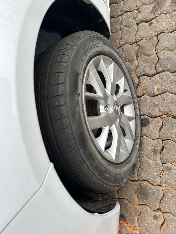 2017-Nissan-Almera-15-Acenta image:5