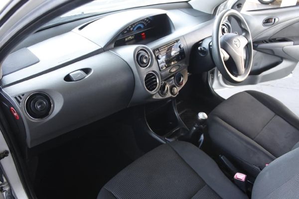 2016-Toyota-Etios-15-XS-5-dr image:15