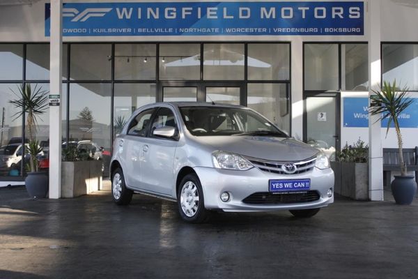 2016-Toyota-Etios-15-XS-5-dr image:19