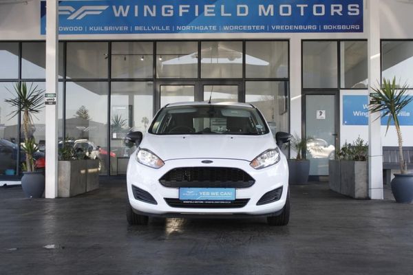 2017-Ford-Fiesta-10-EcoBoost-Ambiente-Auto-5-dr image:7