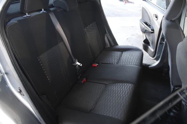2017-Toyota-Etios-Cross-15-XS-5-dr image:15