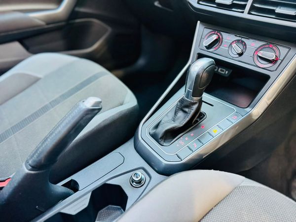 2018-Volkswagen-Polo-10-TSI-Highline-Auto-85kW image:18