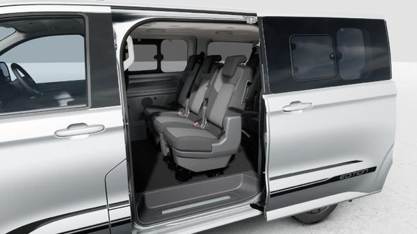 2026-Volkswagen-Kombi-20TDI-Edition-Auto image:3