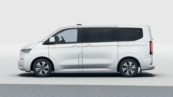 2026-Volkswagen-Kombi-20TDI-Style-4mot-Auto image:1