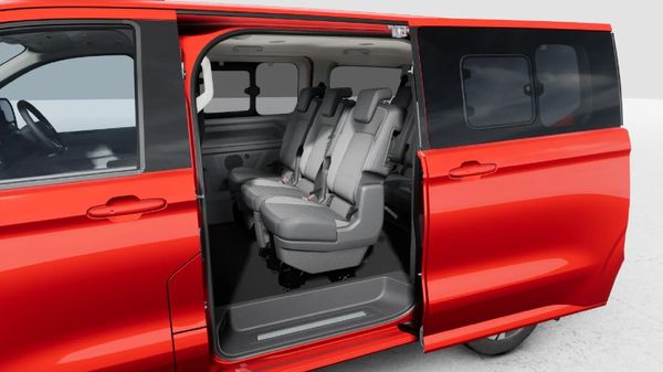 2026-Volkswagen-Kombi-20TDI-Style-4mot-Auto image:3