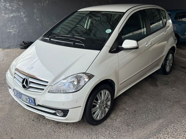 2010-Mercedes-Benz-A-Class-Lady-driven image:1