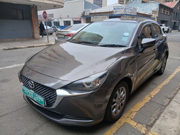 2021-Mazda-2-15-Active image:1