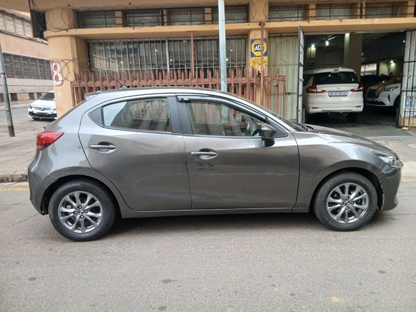 2021-Mazda-2-15-Active image:2