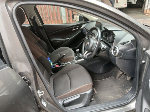 2021-Mazda-2-15-Active image:7