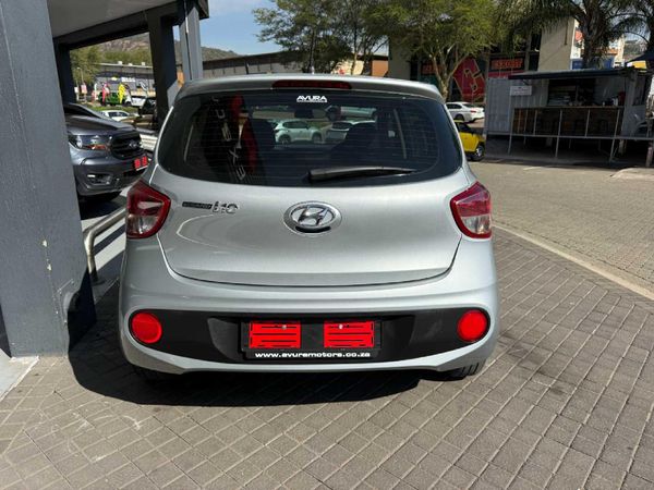 2020-Hyundai-Grand-i10-10-Motion image:4