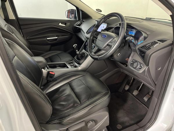 2019-Ford-Kuga-15-EcoBoost-Ambiente image:8