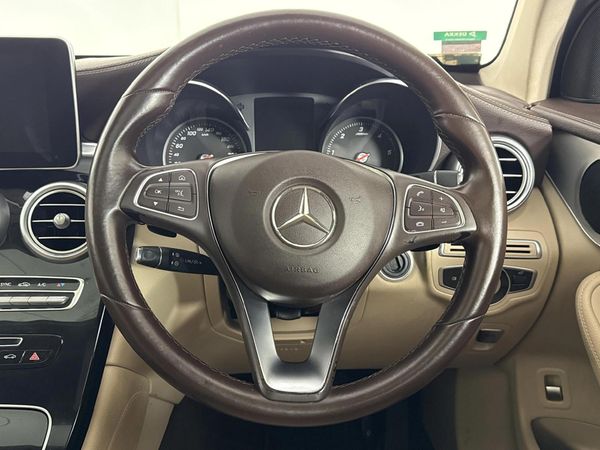 2017-Mercedes-Benz-GLC-Coupe-250d-AMG image:12