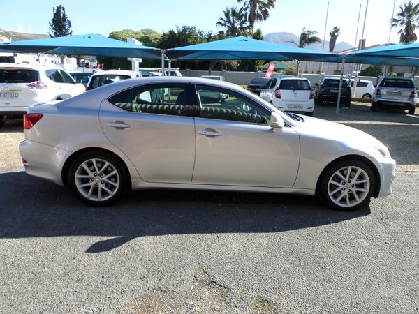 2012-Lexus-IS-350-EX image:1