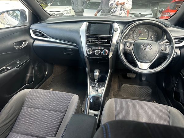 2019-Toyota-Yaris-15-XI-5-dr image:11