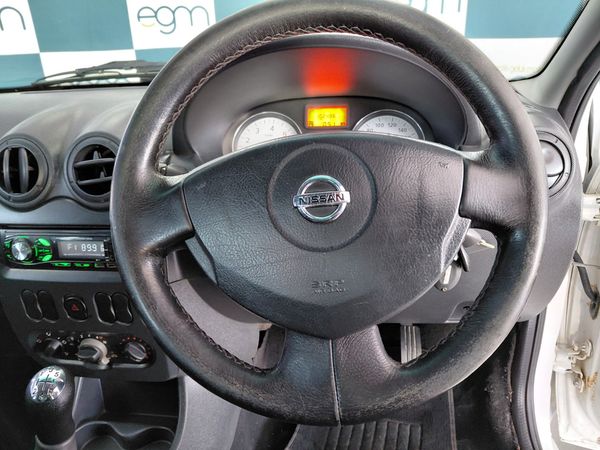 2016-Nissan-NP200-15-dCi-Safety-Pack image:13