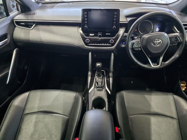 2024-Toyota-Corolla-Cross-18-XS image:12