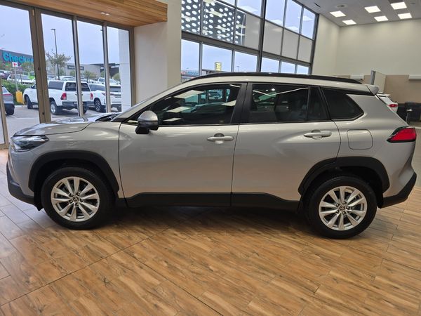 2024-Toyota-Corolla-Cross-18-XS image:4