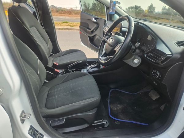 2018-Ford-Fiesta-10-EcoBoost-Trend-Auto-5-dr image:15