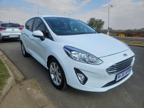 2018-Ford-Fiesta-10-EcoBoost-Trend-Auto-5-dr image:3