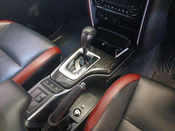 2023-Toyota-Fortuner-28-GD-6-VX-Auto image:12