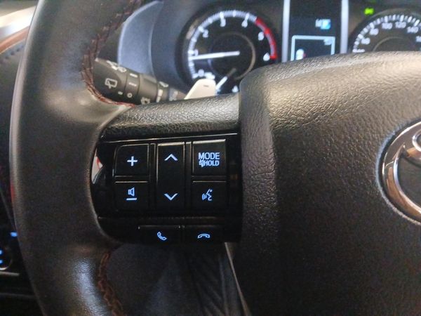 2023-Toyota-Fortuner-28-GD-6-VX-Auto image:8