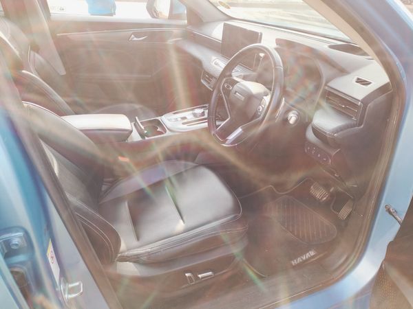 2022-Haval-Jolion-15T-Super-Luxury-Auto image:7
