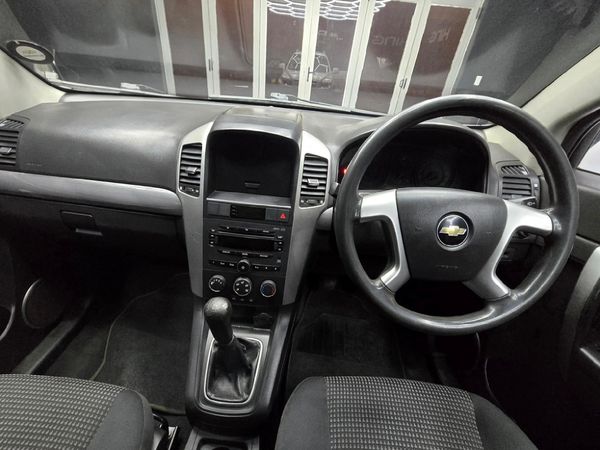 2011-Chevrolet-Captiva-24-LT image:6