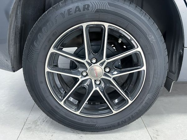 2023-Suzuki-Baleno-15-GL-Auto image:8