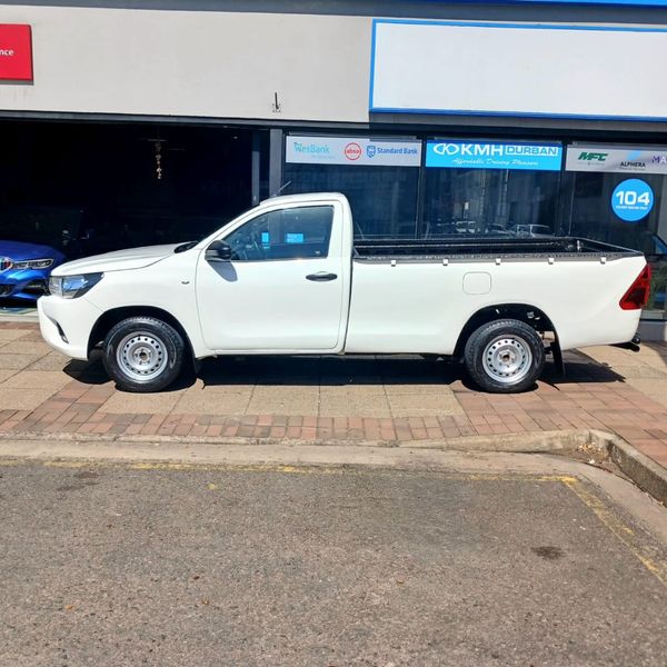 2016-Toyota-Hilux-20-VVTi-Single-Cab image:3