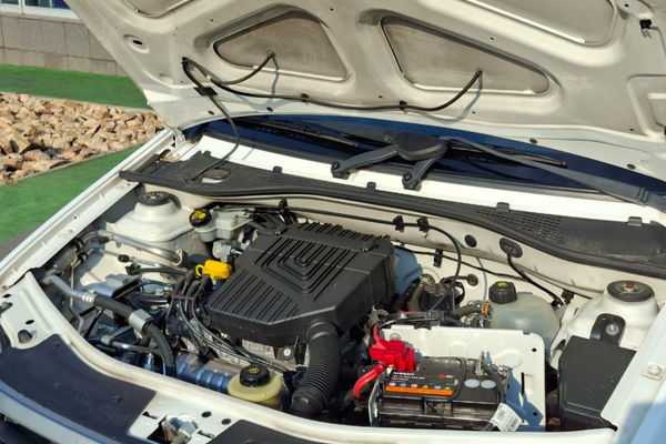 2022-Nissan-NP200-16-AC-Safety-Pack image:14